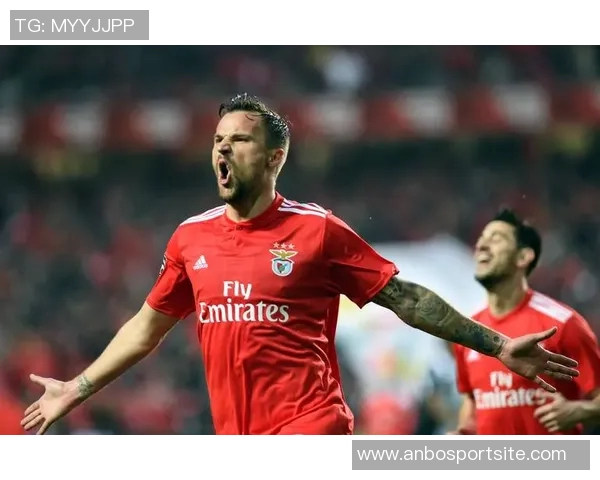 德媒报道本菲卡多名球员感染病毒但仍需满足人数要求才能推迟比赛